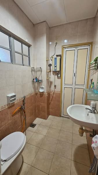 2-storey Terraced House for Sale in Taman Minang Ria (Cheras) - Janice Lau - Bathroom - PropertyGuru.com.my