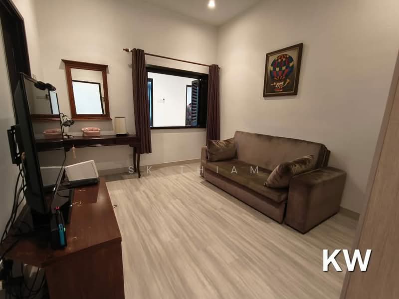 Semi-Detached House for Sale in Kota Kemuning (Shah Alam) - SK Thiam - Living Room - PropertyGuru.com.my