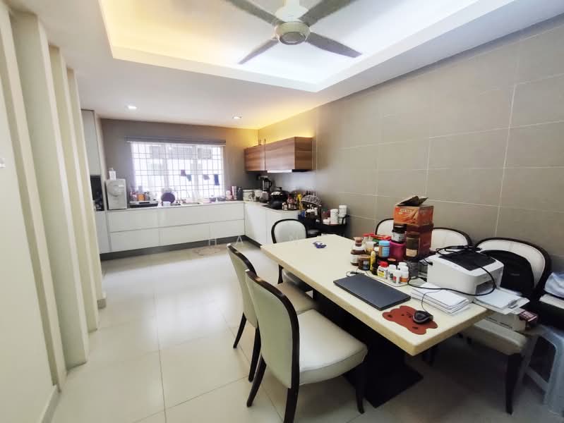 Rumah Teres 2 Tingkat untuk Dijual di Bandar Puchong Utama (Puchong) - Hann . - Kitchen - PropertyGuru.com.my