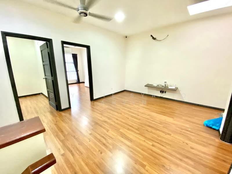 Rumah Teres 2 Tingkat untuk Dijual di Klang (Selangor) - Absyarie Syafiq Shahrin - Living Room - PropertyGuru.com.my