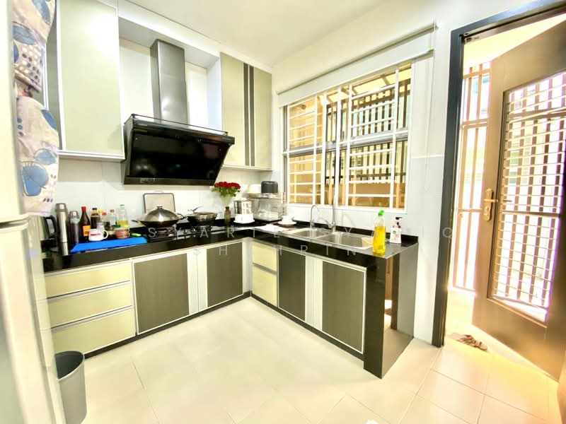 Rumah Teres 2 Tingkat untuk Dijual di Klang (Selangor) - Absyarie Syafiq Shahrin - Kitchen - PropertyGuru.com.my