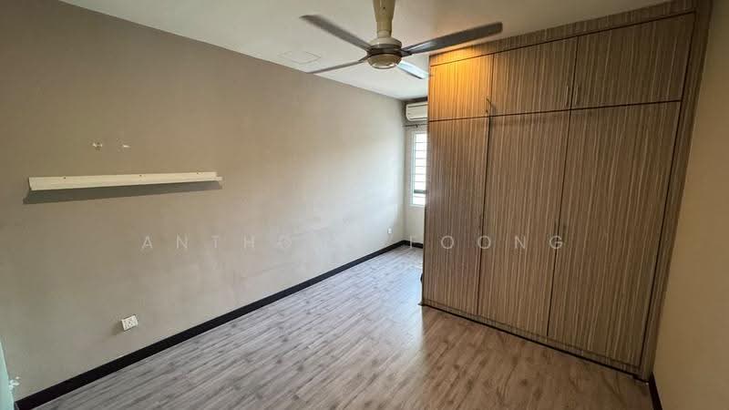 Rumah Teres 2.5-Tingkat untuk Dijual di Sutera Damansara (Damansara Damai) - Anthony Foong - Bedroom - PropertyGuru.com.my
