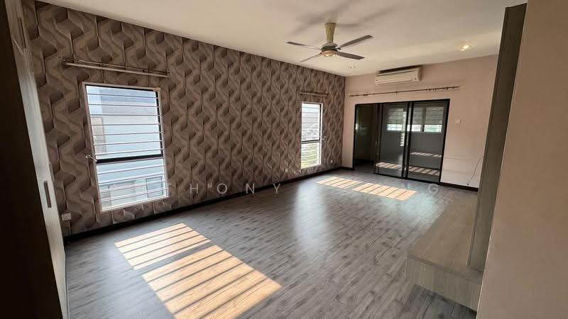 Rumah Teres 2.5-Tingkat untuk Dijual di Sutera Damansara (Damansara Damai) - Anthony Foong - Bedroom - PropertyGuru.com.my