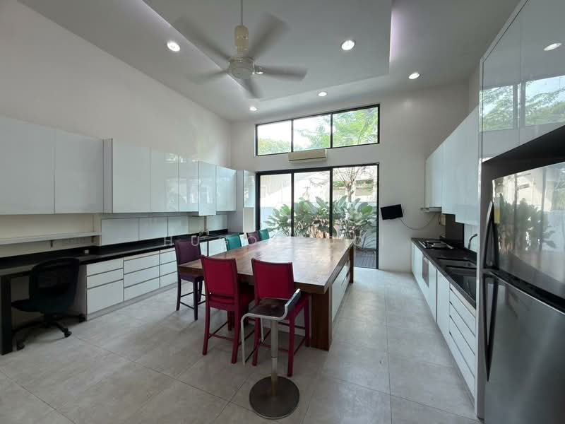 Bungalow for Rent in Petaling Jaya (Selangor) - Hugo Gooi - Kitchen - PropertyGuru.com.my