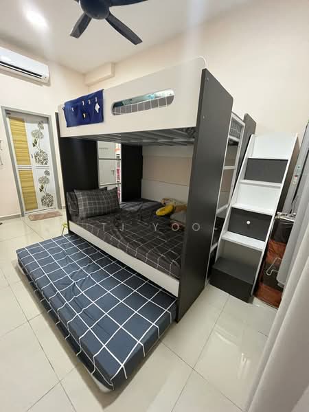 Service Residence for Rent at B11 Parkland Residence - TJ Yoo - Bedroom - PropertyGuru.com.my