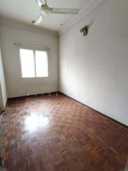 2-storey Terraced House for Sale in Sungai Besi Indah (Seri Kembangan) - Elise Heng - Interior - PropertyGuru.com.my