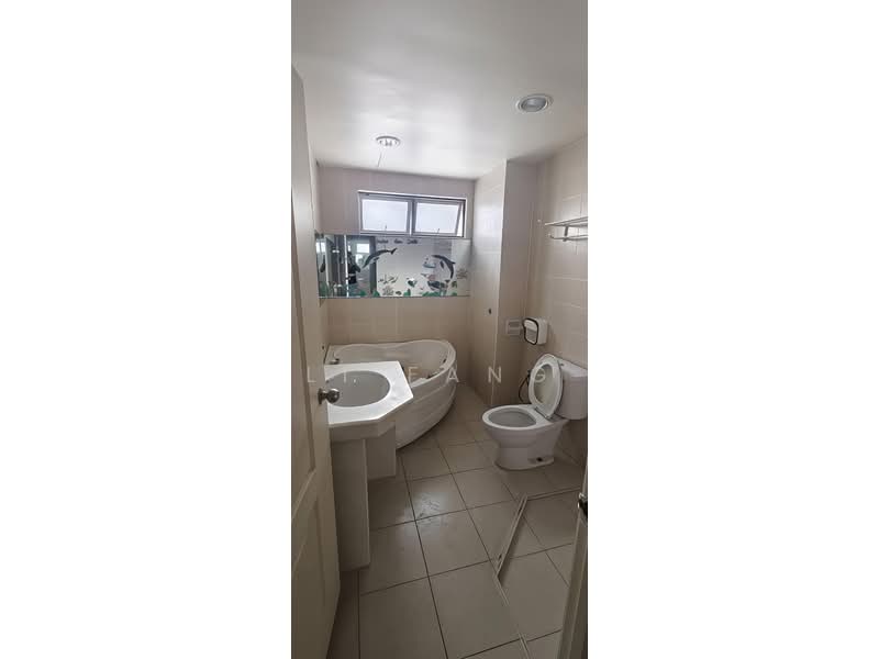 Townhouse for Rent in Ayer Itam (Penang) - Li Fang - Bathroom - PropertyGuru.com.my