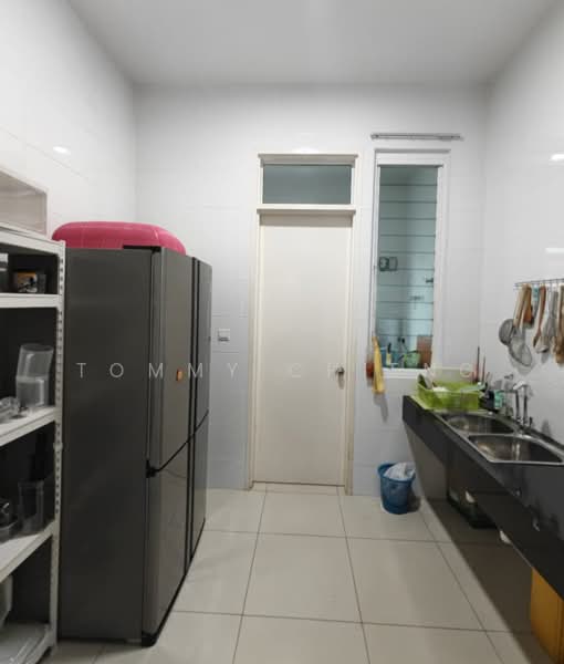 2-storey Terraced House for Rent in Eco Majestic (Semenyih) - TOMMY CHIENG - Kitchen - PropertyGuru.com.my