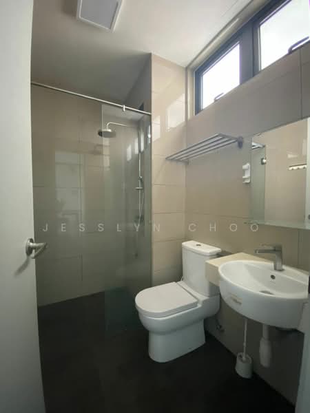 Servis Apartment untuk Dijual di PJ Midtown - Jesslyn Choo - Bathroom - PropertyGuru.com.my