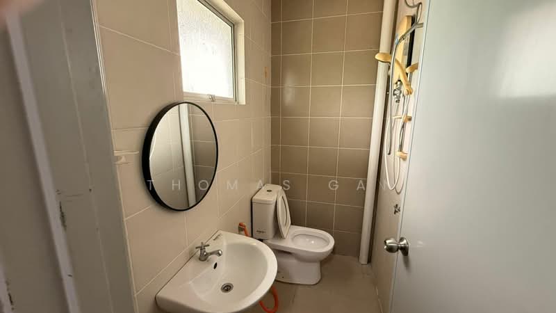 Rumah Bandar untuk Disewa di Tanjong Duabelas (Selangor) - Thomas Gan - Bathroom - PropertyGuru.com.my