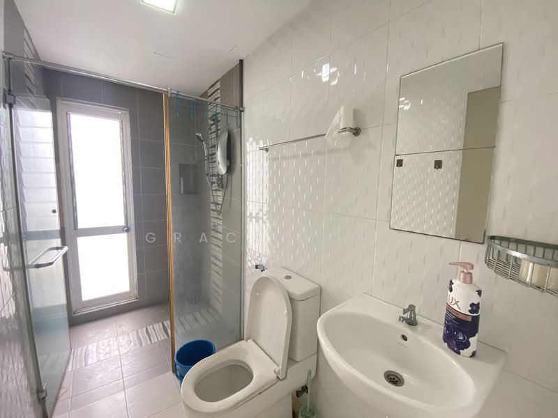 Kondominium untuk Disewa di The Zest @ Kinrara 9 - Grace Wong - Bathroom - PropertyGuru.com.my