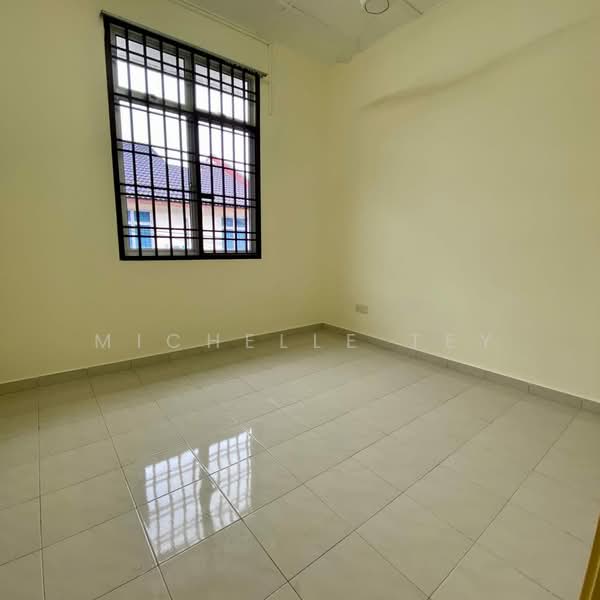Rumah Teres 2 Tingkat untuk Dijual di Taman Setia Indah (Tebrau) - Michelle Tey - PropertyGuru.com.my