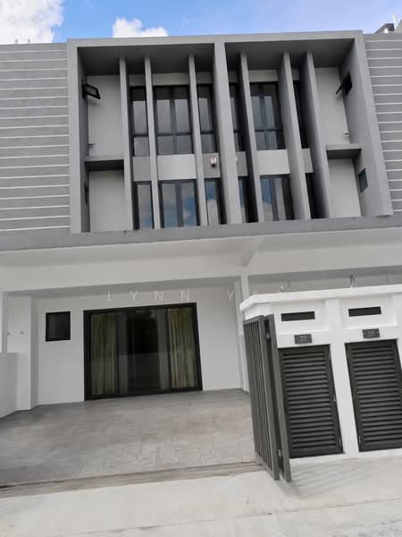 3-storey Terraced House for Sale in Taman Puncak Jalil (Seri Kembangan) - Lynn Yap - PropertyGuru.com.my
