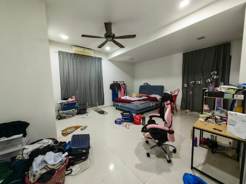 Rumah Teres 2 Tingkat untuk Dijual di Ehsan Jaya (Johor Bahru) - Calley Chin - Bedroom - PropertyGuru.com.my