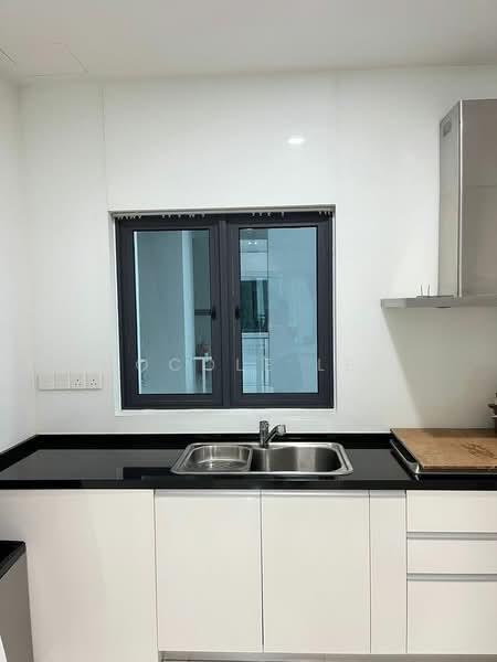 Kondominium untuk Disewa di The LIGHT COLLECTION I - Mocole Lee - Kitchen - PropertyGuru.com.my