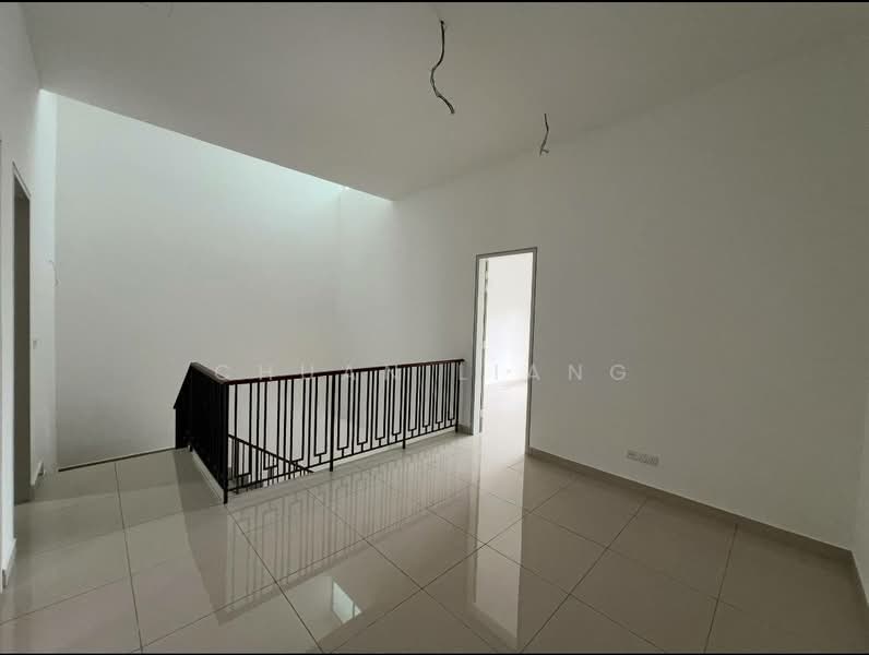 Rumah Teres 2 Tingkat untuk Dijual di Taman Impian Emas (Skudai) - Chuan Liang - Upstairs - PropertyGuru.com.my