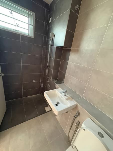 2-storey Terraced House for Sale in Bandar Baru Bangi (Selangor) - Ahamadi Sabir - Bathroom - PropertyGuru.com.my