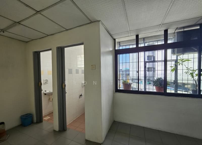 Kedai / Pejabat untuk Disewa di Taman Larkin Perdana (Johor Bahru) - Ryon Teh - PropertyGuru.com.my