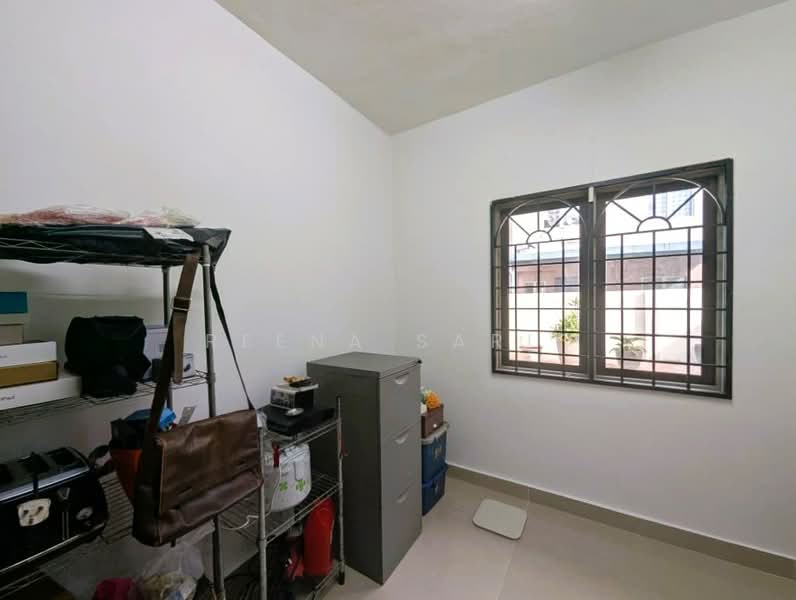 Rumah Berkembar untuk Dijual di Kota Damansara (Selangor) - Reena Sarif - Study - PropertyGuru.com.my