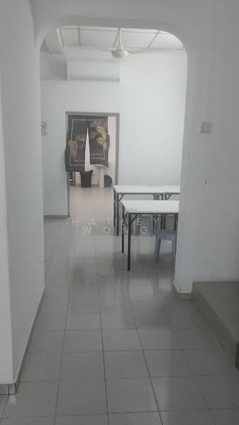 Tanah Komersial untuk Disewa di Jelutong (Penang) - Hailey Wong - Corridor - PropertyGuru.com.my