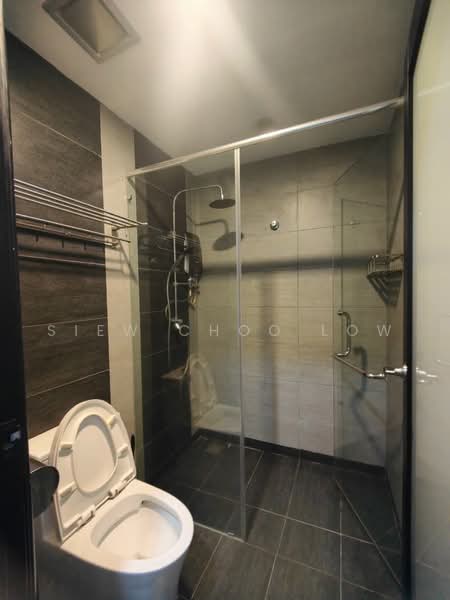 2-storey Terraced House for Sale in Bukit Beruang (Bukit Baru) - Mary Low - Bathroom - PropertyGuru.com.my