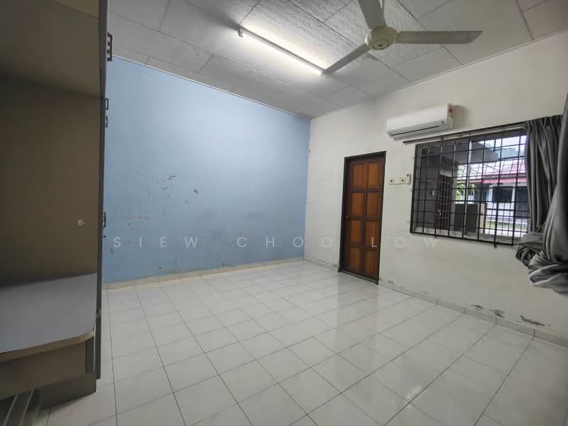 2-storey Terraced House for Sale in Bukit Beruang (Bukit Baru) - Mary Low - Interior - PropertyGuru.com.my