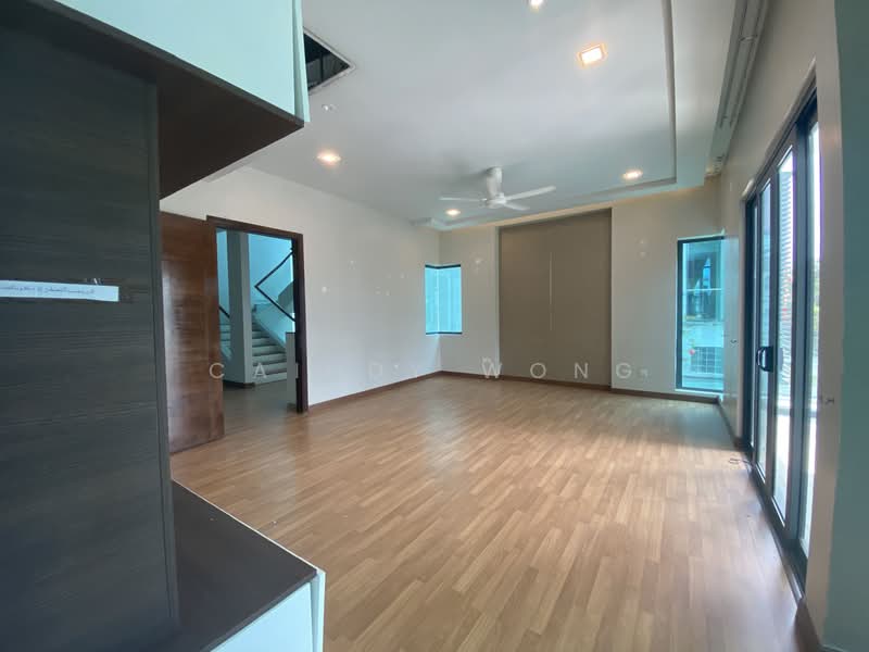 Rumah Banglo untuk Dijual di Taman Sains Selangor (Kota Damansara) - Caindy Wong - Living Room - PropertyGuru.com.my