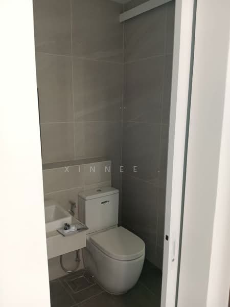 Kondominium untuk Disewa di Codrington Residence - Xinnee . - Bathroom - PropertyGuru.com.my