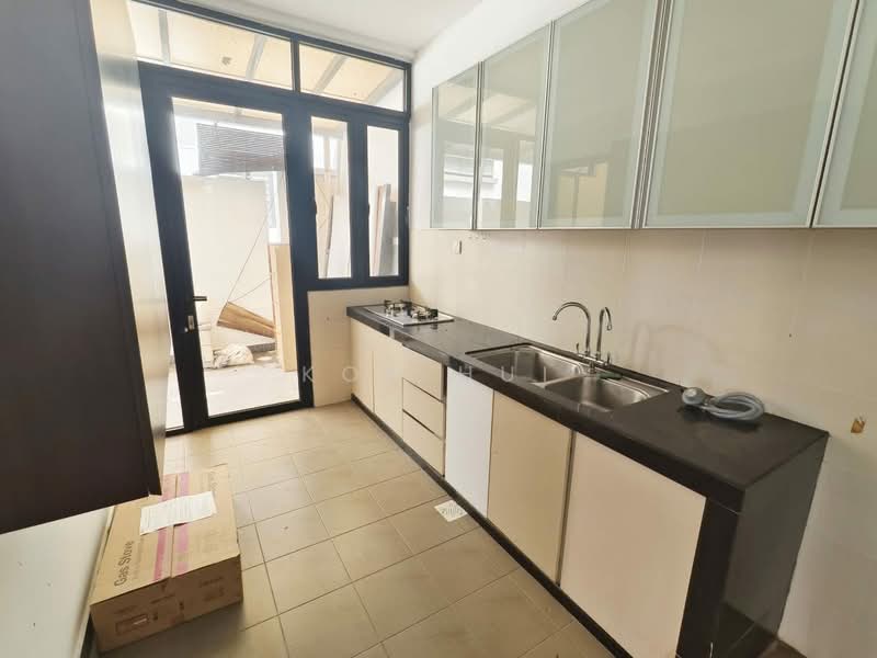 Cluster House for Sale in Taman Adda Heights (Tebrau) - Kok Hui - Kitchen - PropertyGuru.com.my