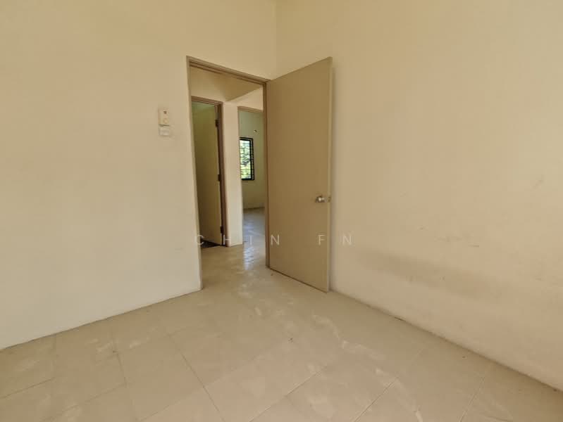 Apartment for Sale at Rakyat Sungai Putat - CHIN FN - Interior - PropertyGuru.com.my