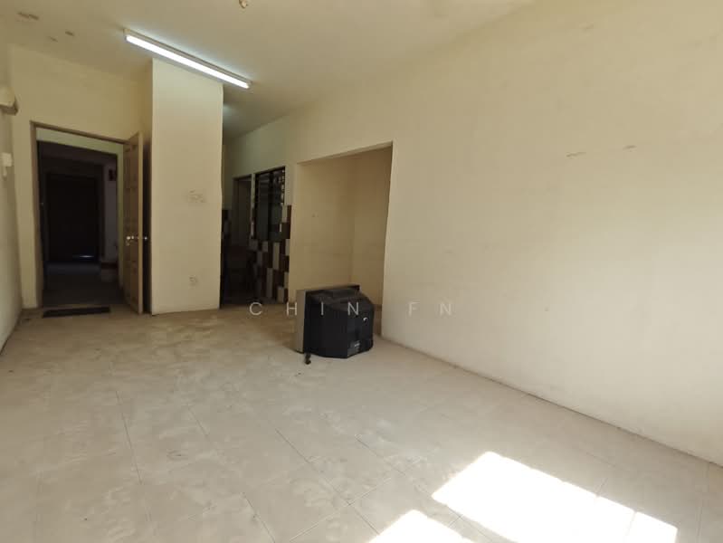 Apartment for Sale at Rakyat Sungai Putat - CHIN FN - Interior - PropertyGuru.com.my