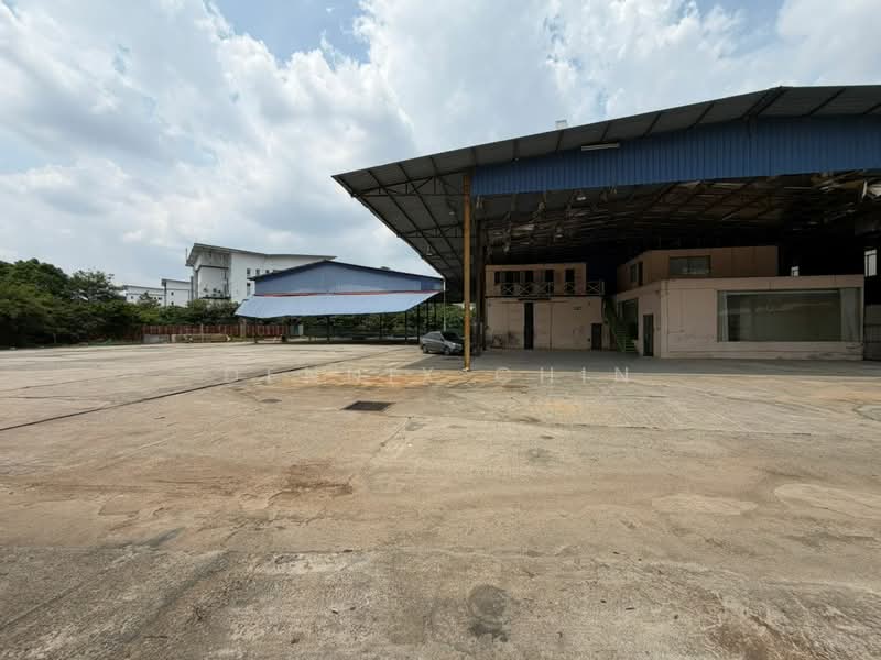Warehouse for Rent in Kampung Simpang Balak (Kajang) - Dennix Chin - Exterior - PropertyGuru.com.my