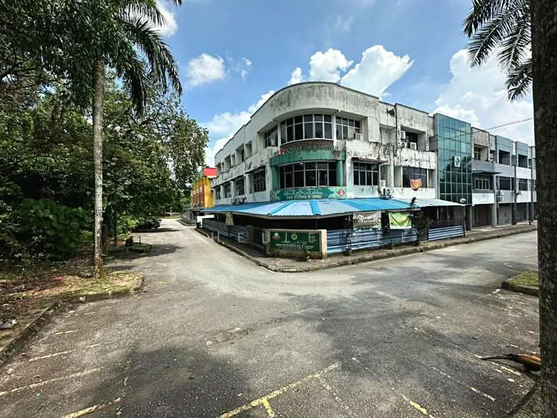 Shop / Office for Sale in Taman Bunga Negara (Shah Alam) - Michelle Tee - Exterior - PropertyGuru.com.my