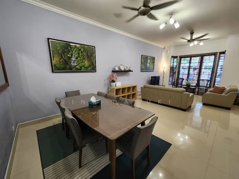 Rumah Teres 2 Tingkat untuk Dijual di Alam Impian (Shah Alam) - Rina Dasuki - Living Room - PropertyGuru.com.my