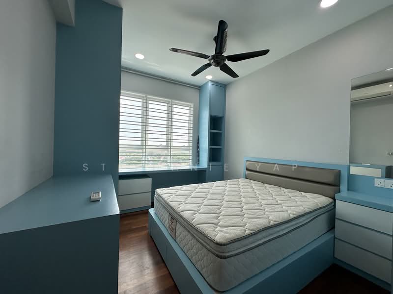 Service Residence for Sale at The Lead Residences (Impiria Residensi) - Stephanie Yap - Bedroom - PropertyGuru.com.my