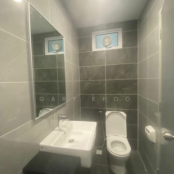 Kondominium untuk Disewa di Lucerne Residences - Gary Khoo - Bathroom - PropertyGuru.com.my