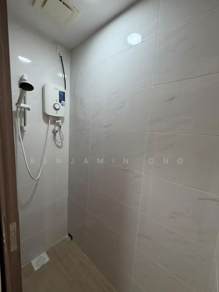Service Residence for Rent at Country Garden Central Park - Benjamin Ong - Bathroom - PropertyGuru.com.my