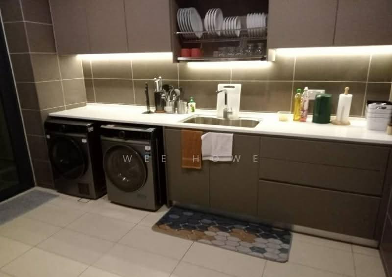 Rumah Berkembar untuk Dijual di Leisure Farm (Gelang Patah) - Wee Howe - Kitchen - PropertyGuru.com.my