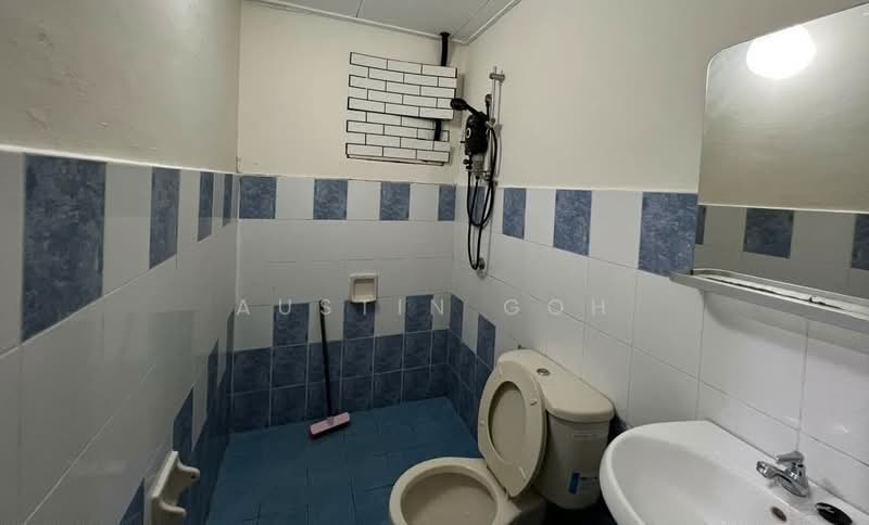 Condominium for Sale at Cengal Condominium - Austin Goh - Bathroom - PropertyGuru.com.my