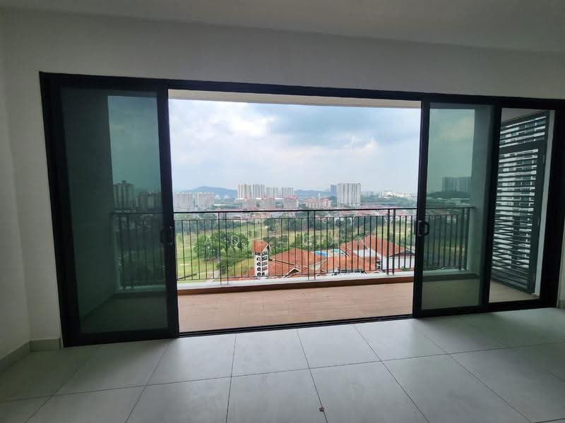 Kediaman Servis untuk Dijual di The Tropika - Jade Gan - Balcony - PropertyGuru.com.my