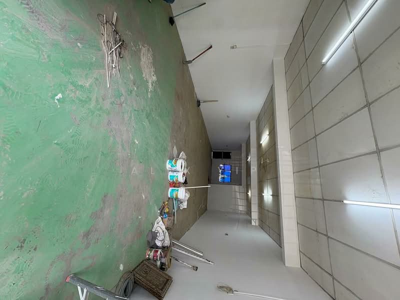 Shop / Office for Rent in Bandar Bukit Puchong (Puchong) - Alex Yip - Interior - PropertyGuru.com.my
