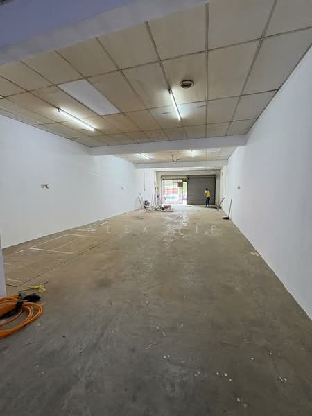 Shop / Office for Rent in Bandar Bukit Puchong (Puchong) - Alex Yip - Interior - PropertyGuru.com.my