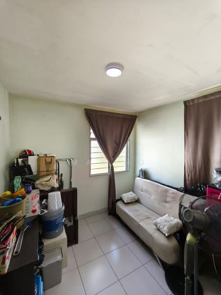 2-storey Terraced House for Sale in Nusantara Prima (Gelang Patah) - Max Ng - Living Room - PropertyGuru.com.my