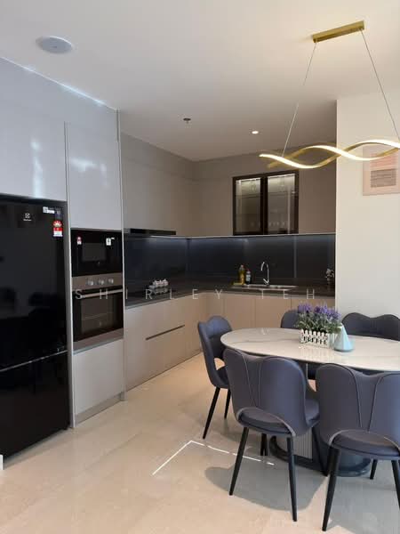 Servis Apartment untuk Disewa di Marriott Residence @ Gurney - Shirley Teh - Kitchen - PropertyGuru.com.my
