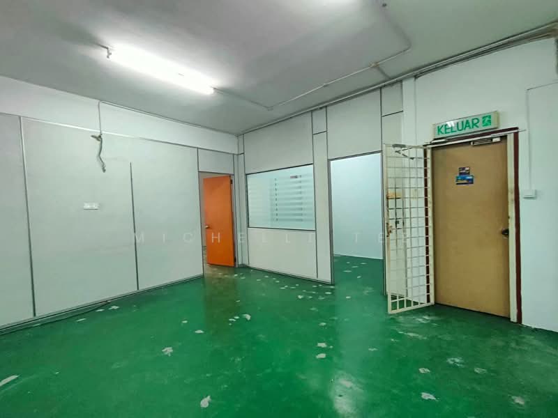 Shop / Office for Rent in Bandar Bukit Tinggi (Klang) - Michelle Tee - Interior - PropertyGuru.com.my