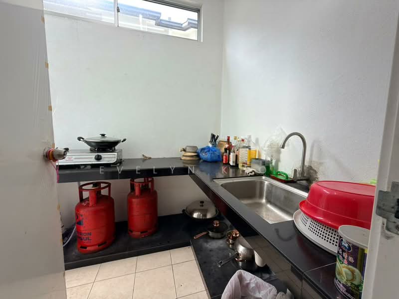 2-storey Terraced House for Sale in Bandar Gamuda Gardens (Rawang) - Evelyn Khoo - Kitchen - PropertyGuru.com.my