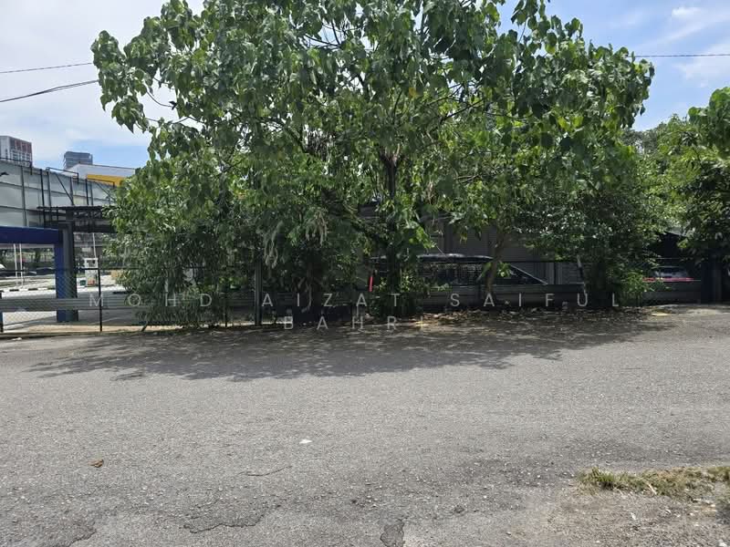 Rumah Teres 2.5 Tingkat untuk Dijual di Seksyen 17 (Petaling Jaya) - Mohd Aizat Saiful Bahri - Exterior - PropertyGuru.com.my