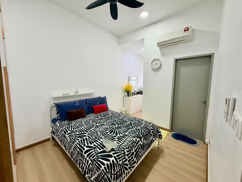 2-storey Terraced House for Sale in Sepang (Selangor) - Ali Idris - Bedroom - PropertyGuru.com.my