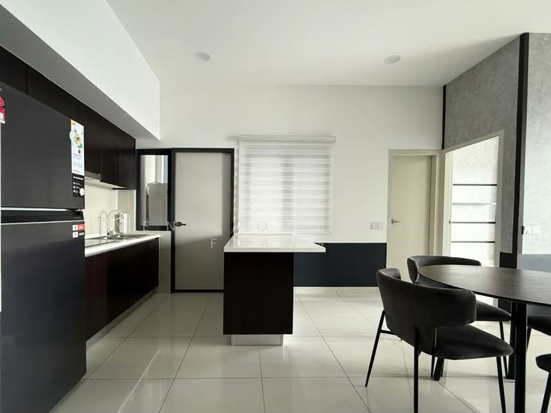 Servis Apartment untuk Disewa di Setia City Residences - Veni Foo Yoke Fuang - Kitchen - PropertyGuru.com.my