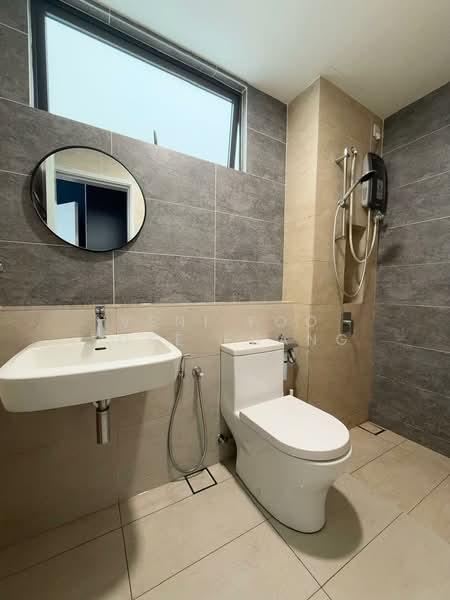 Servis Apartment untuk Disewa di Setia City Residences - Veni Foo Yoke Fuang - Bathroom - PropertyGuru.com.my